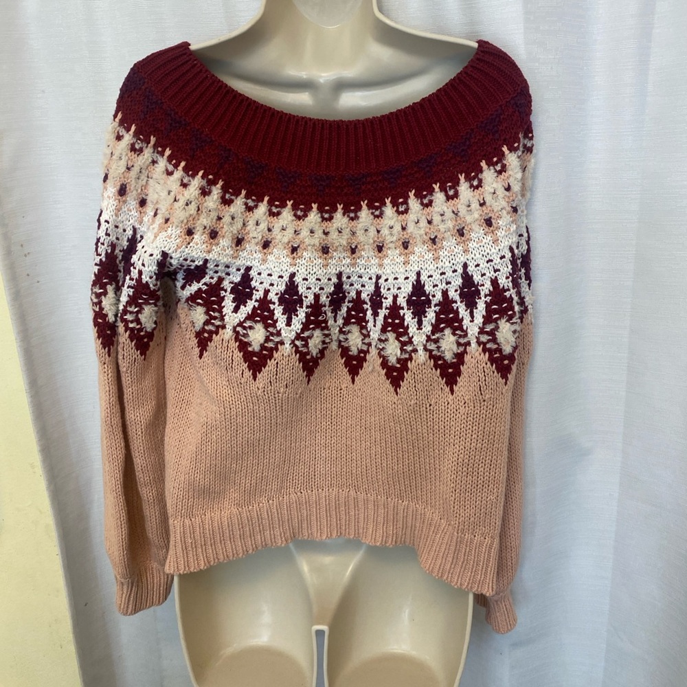 Express Women's Burgundy and Cream Knit Sweater